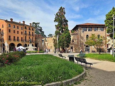 Platz vor dem einganz zum Teatro Olimpico Vicenza