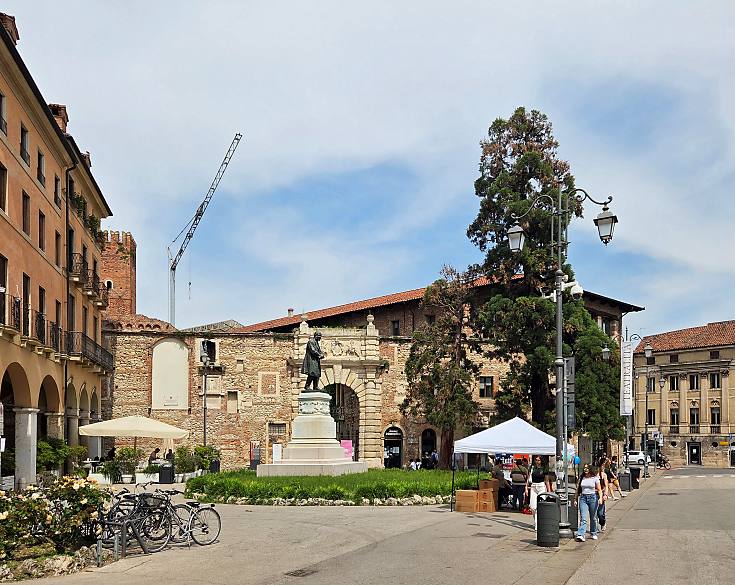 Haupteingang und Kassa Teatro Olimpico