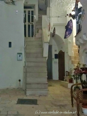 Treppe im Hinterhof Cisternino