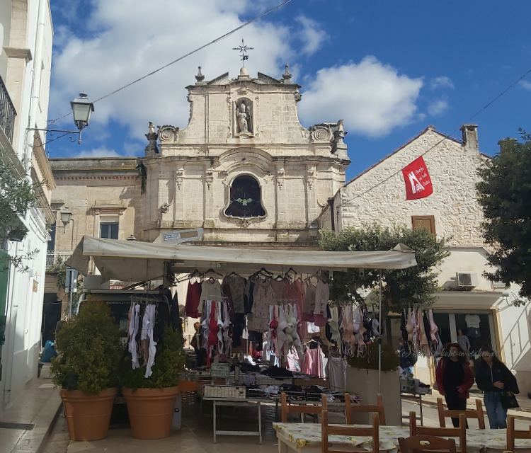 Wochenmarkt bei S. Cataldo Cisternino