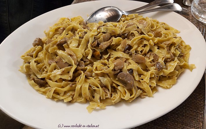 Tagliatelle mit Pilzen im La Cerqua