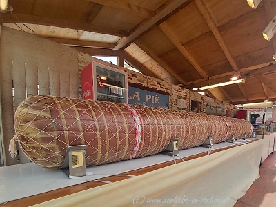 Mega-Mortadella