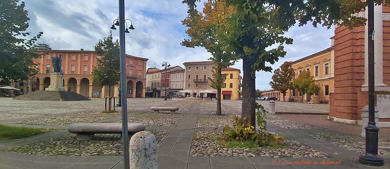 Piazza Ganganelli Richtung Zentrum
