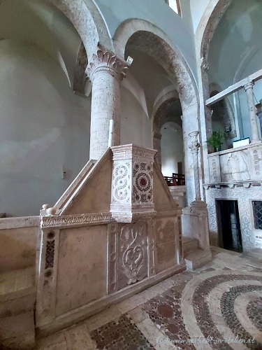 Chiesa della Collegiata innen
