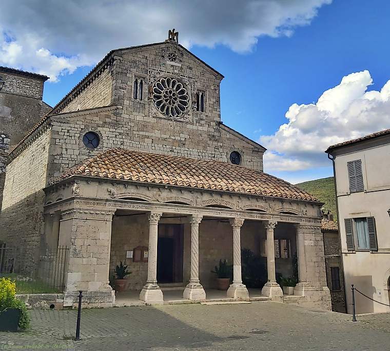 Eingangsbereich Chiesa della Collegiata