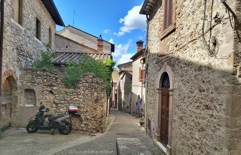 Zentrum Lugnano in Teverina