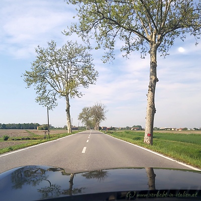 auf der Landstraße unterwegs nach Umbrien
