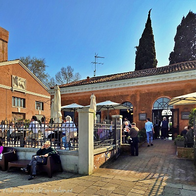 Bistro auf der Insel San Giorgio