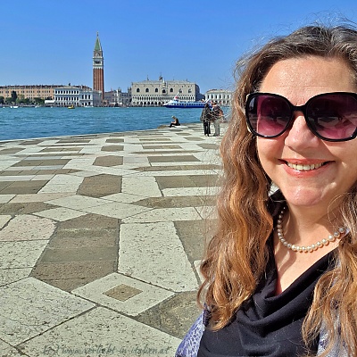 Elena vor San Giorgio Maggiore