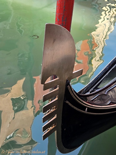 Gondola Detail
