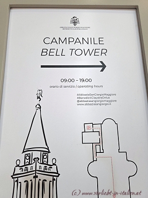 Wegweiser Glockenturm