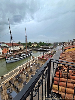 Am Balkon vom CasaDodici