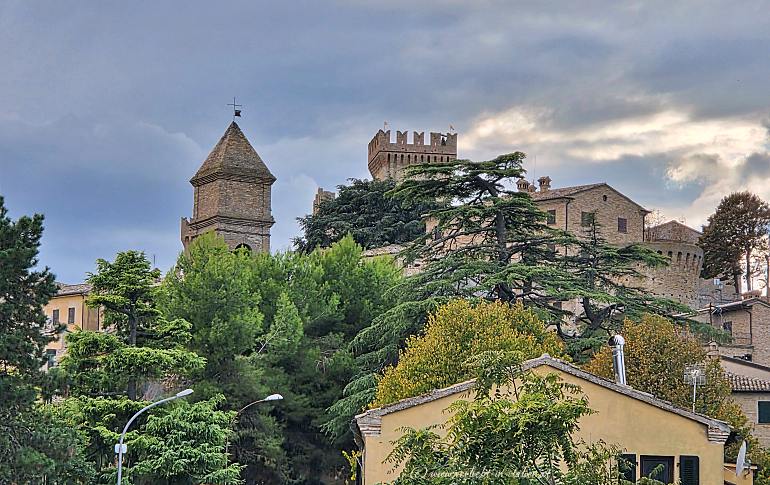 Burg von Offagna