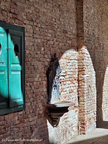 Hausbrunnen Mondavio