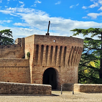 Porta bei Rocca Roveresca