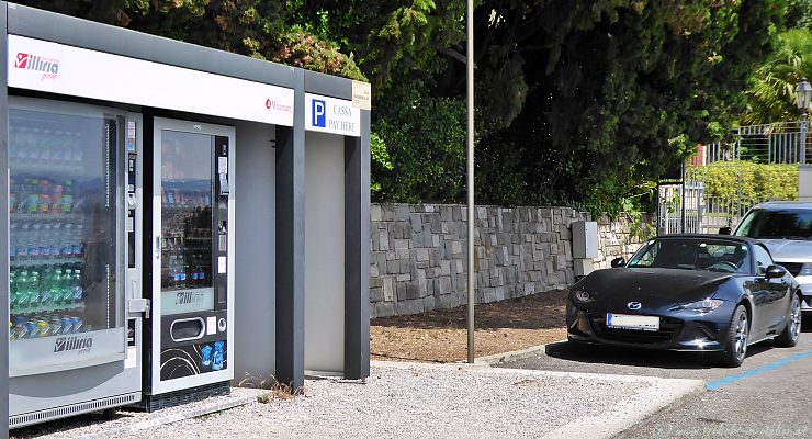 gebührenpflichtiger Parkplatz Miramare