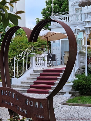 Zugang zum Hotel Terme Roma