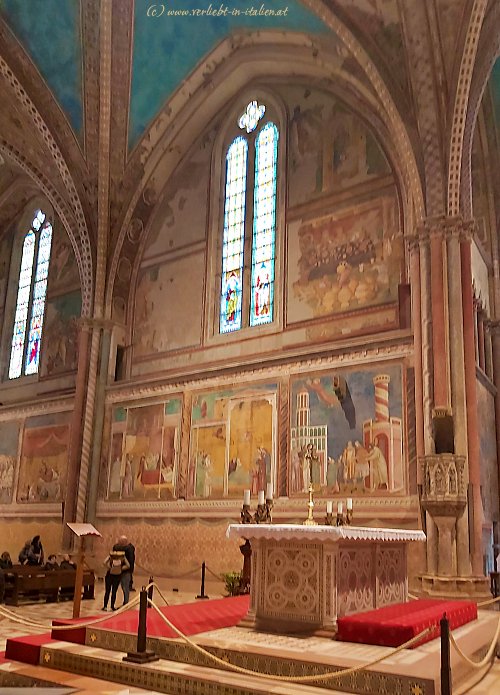 Fesken Oberkirche S. Francesco Assisi mit Altar
