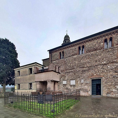 Sarkophag Petrarca