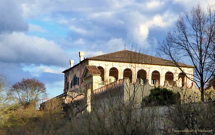 Villa dei Vescovi